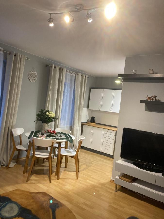 Apartament Deluxe Jelenia Góra Kültér fotó